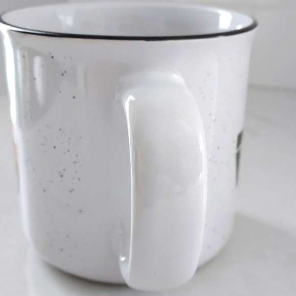 STAR WARS Mug The Mandalorian With Child Grogu Circle Camper Mug - Picture 4 of 7